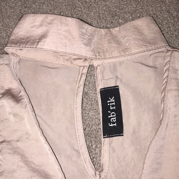NWOT FABRIK SILKY BLOUSE - Picture 2 of 3